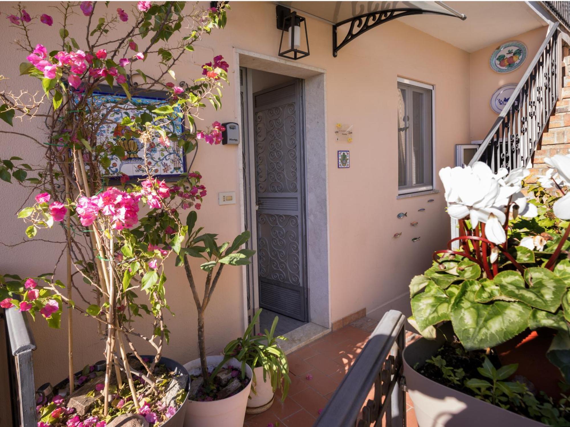 Casa Del Presidente Daire Taormina Dış mekan fotoğraf