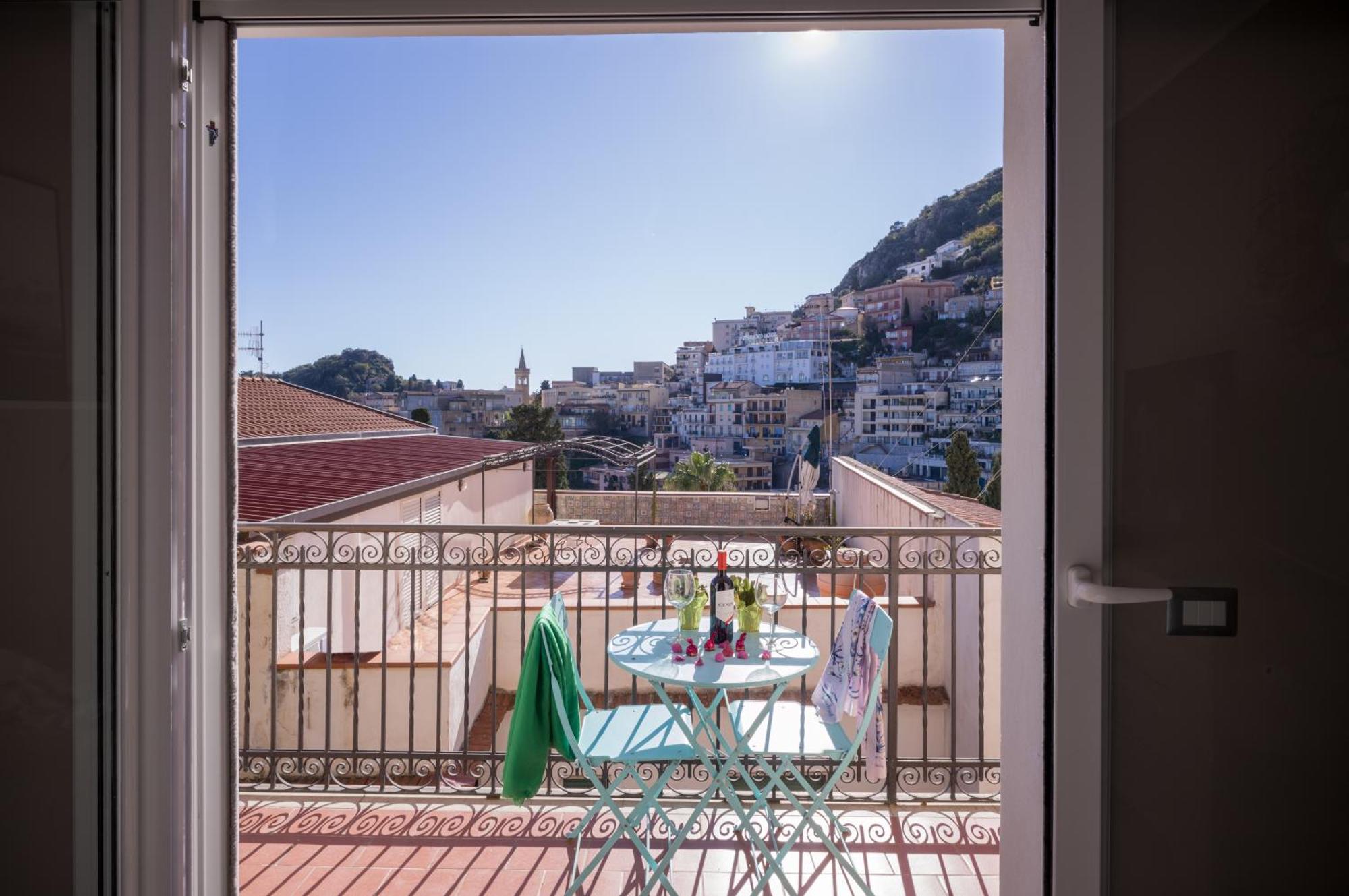 Casa Del Presidente Daire Taormina Dış mekan fotoğraf